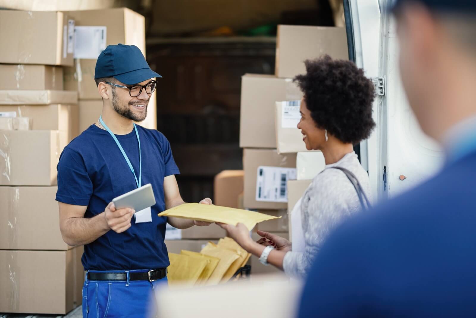 B2B Shipping for Manufacturers & Distributors — Nationwide
