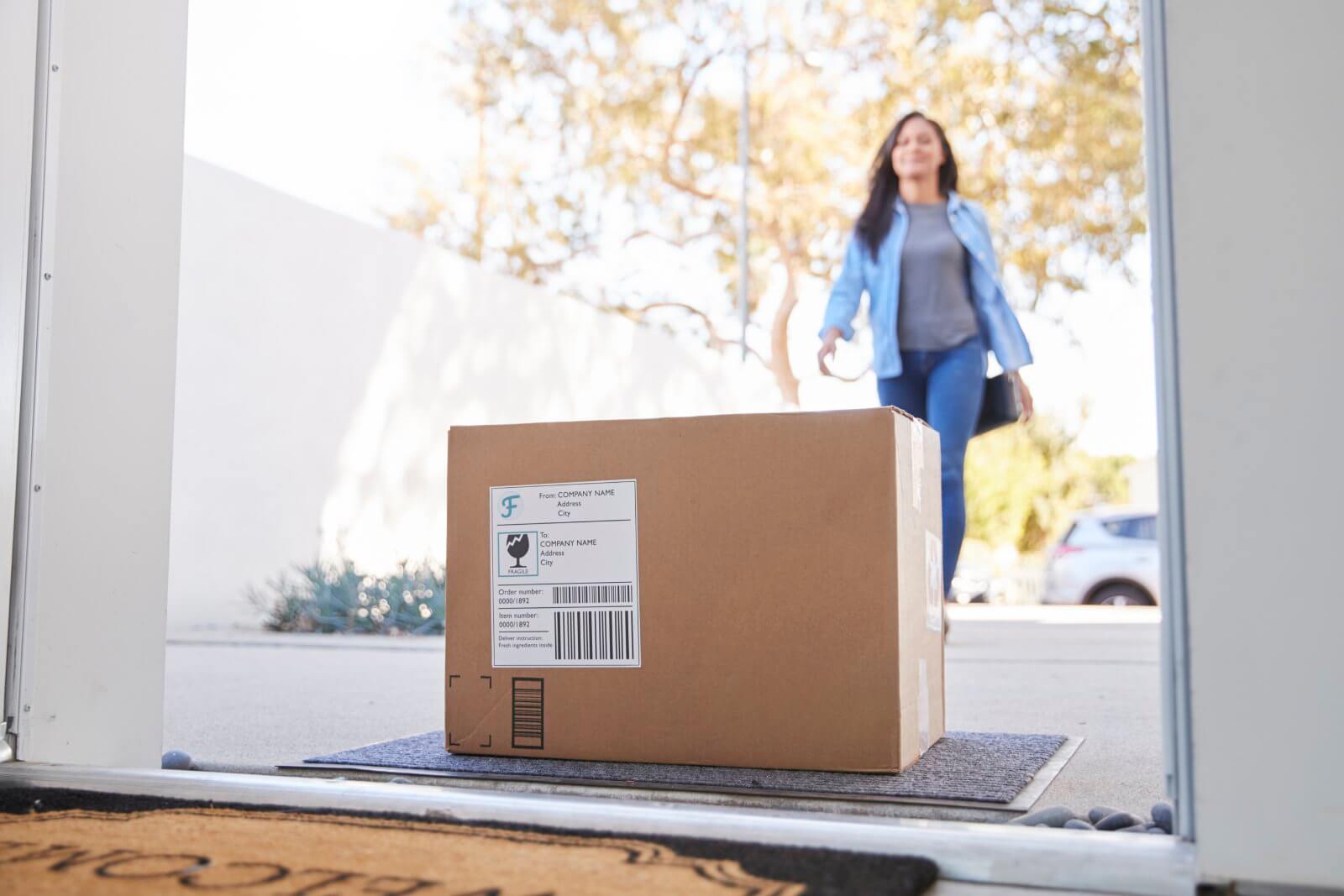 E-Commerce Fulfillment & Last-Mile Shipping